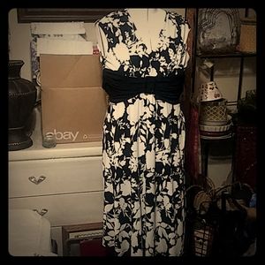 V-neck empire-waist dress